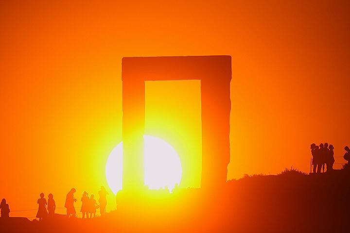 Θερινό ηλιοστάσιο τη Δευτέρα: Η πρώτη επίσημη ημέρα του καλοκαιριού