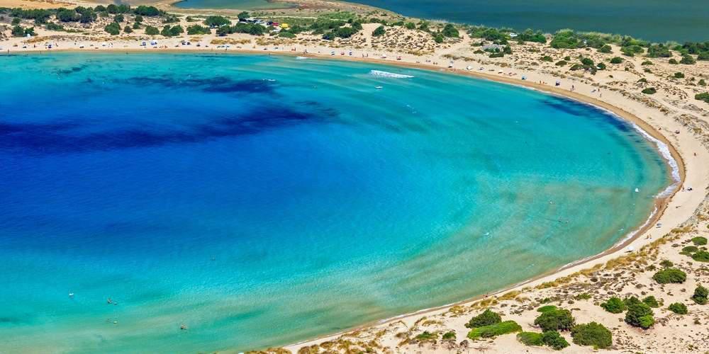 Παραλίες της ηπειρωτικής Ελλάδας που… θα ζήλευαν ακόμα και τα νησιά!