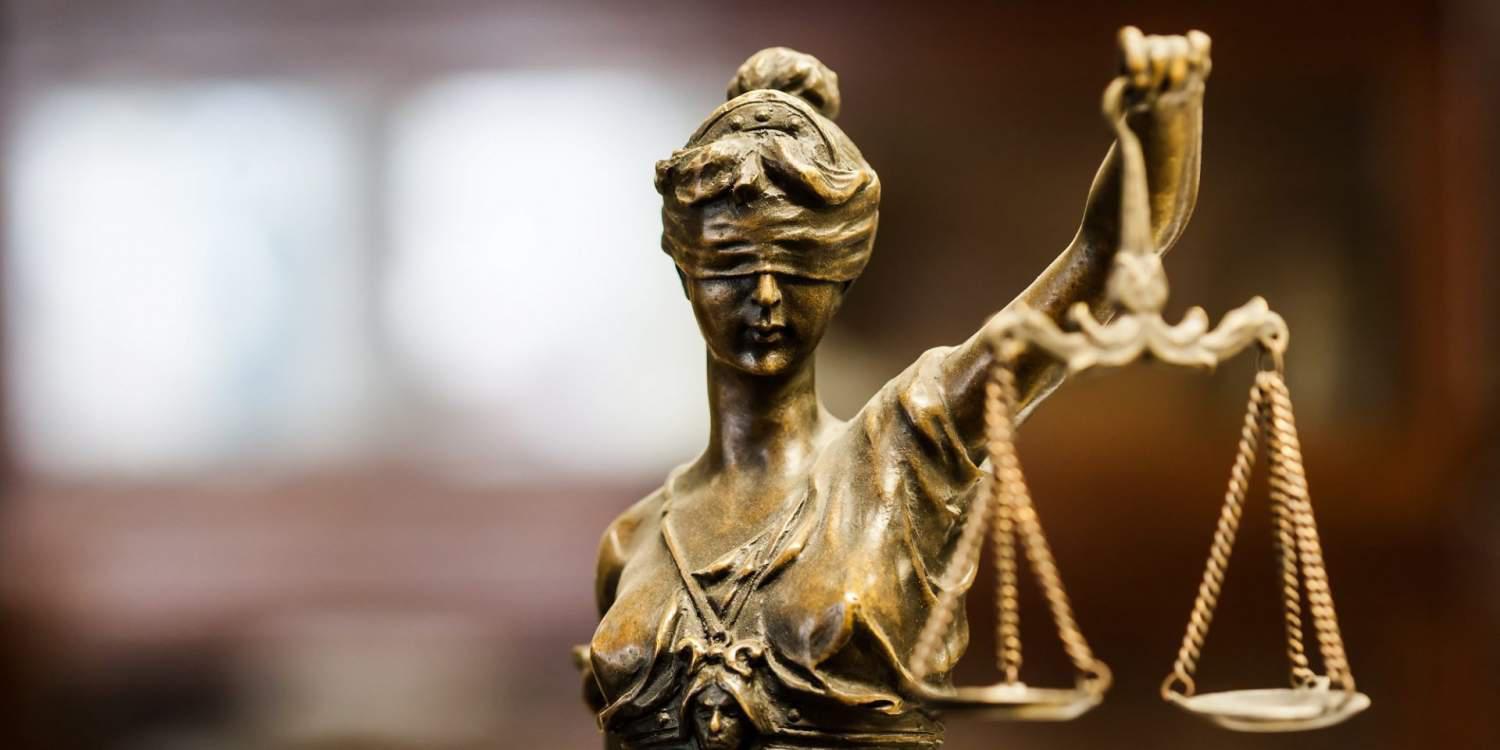 Δικαστές και δικηγόροι εναντίον της κυβέρνησης για την Δικαιοσύνη