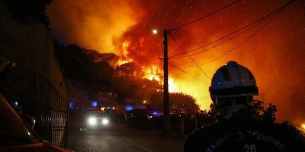 14χρονος εμπρηστής ομολόγησε τις πράξεις του – Εβαλε πάνω από 18 φωτιές στην Μασσαλία