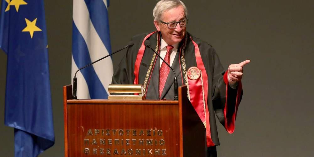 Επίτιμος διδάκτορας της Νομικής του ΑΠΘ ο Γιούνκερ [εικόνες]