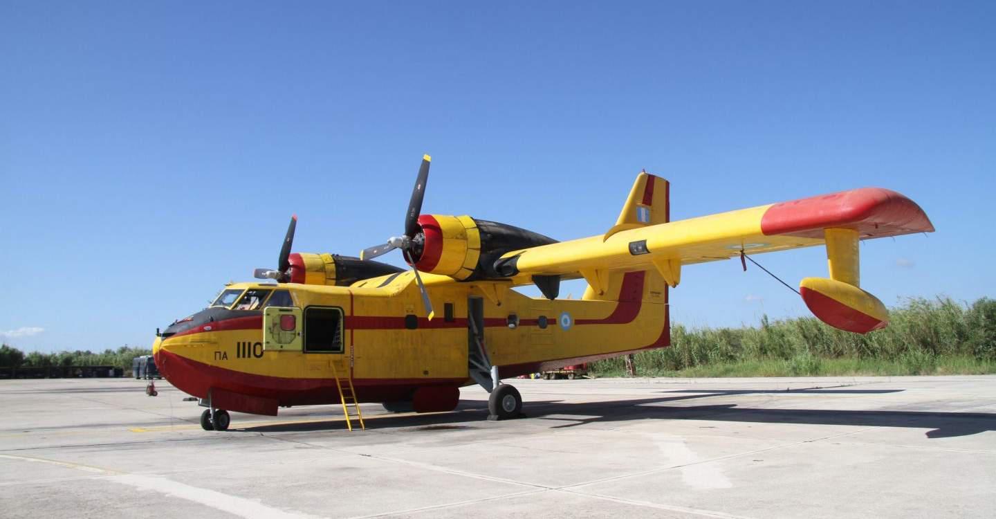 Canadair: Οι ταλαιπωρημένοι «άγγελοι» της Πυροσβεστικής και η ιστορία τους