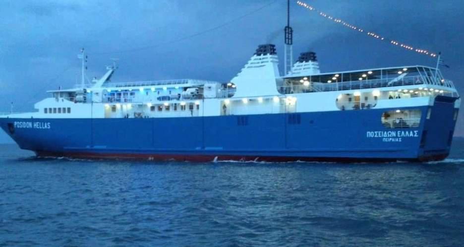 Σύγκρουση πλοίων στο λιμάνι της Αίγινας