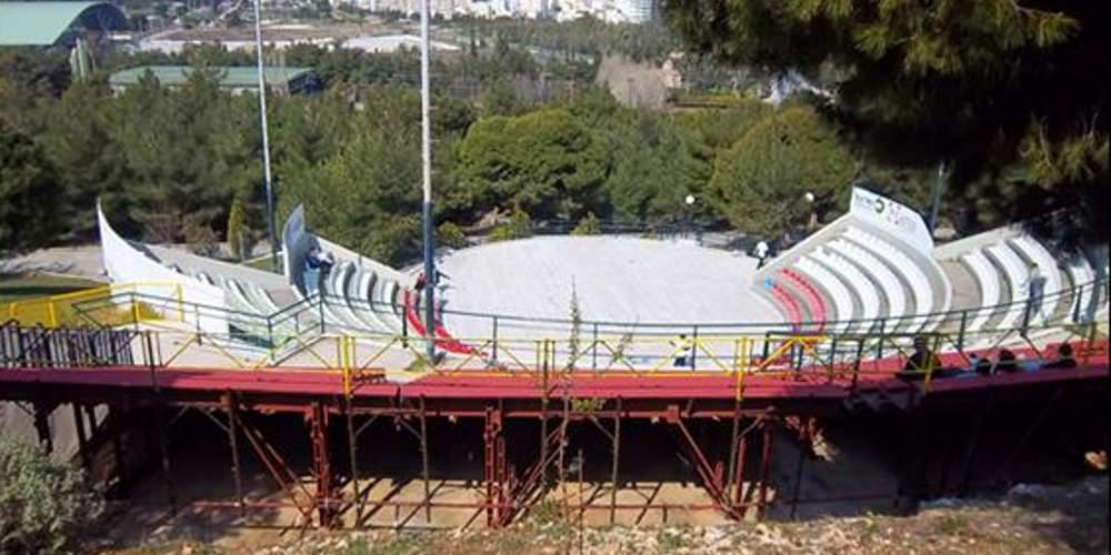 Η Νεολαία του ΣΥΡΙΖΑ κατά του δήμου Γαλατσίου λόγω Survivor: Γιατί δώσατε το Άλσος Βεΐκου;