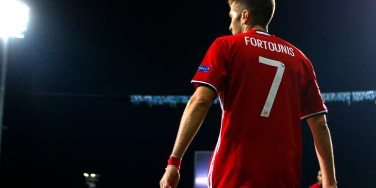 ΣΟΚ στον Ολυμπιακό – Ρήξη χιαστών στο αριστερό γόνατο ο Κώστας Φορτούνης