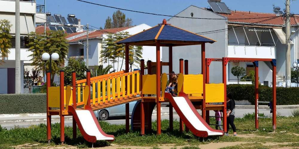 Απίστευτο: Μόνο δυο παιδικές χάρες είναι νόμιμες στο Δήμο Αθηναίων