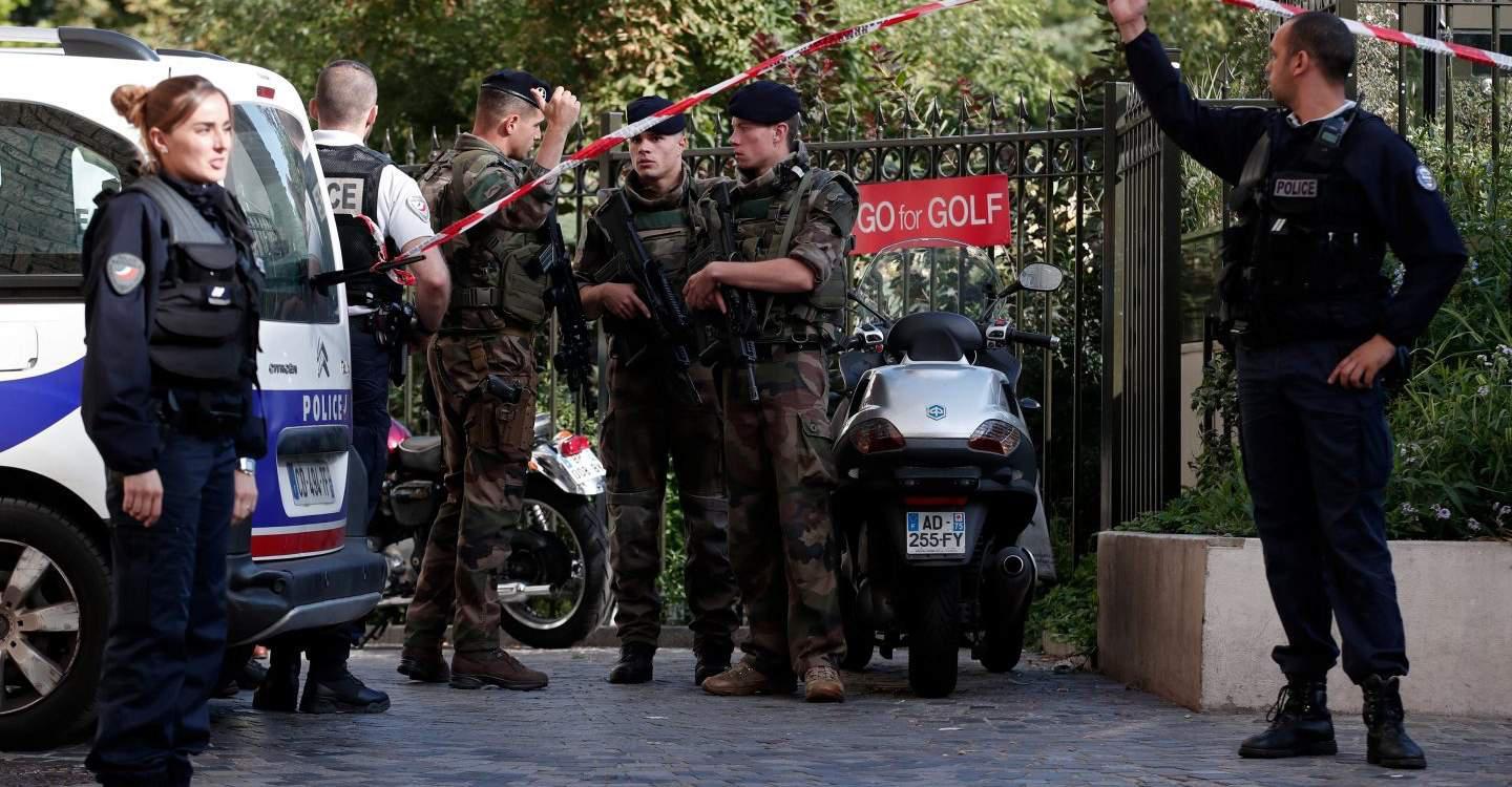 Επίθεση με μαχαίρι σε στρατιώτη στο Παρίσι