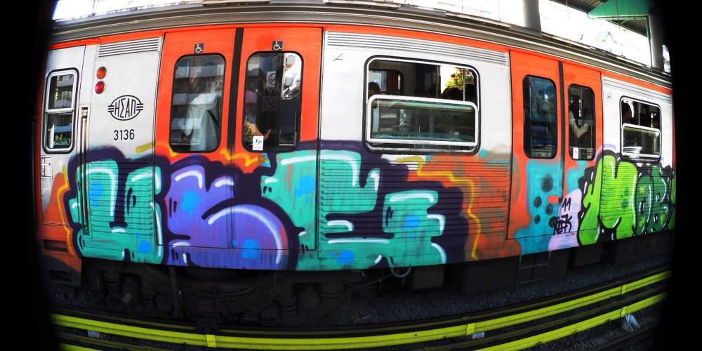 Τραγωδία στο Θησείο: Πέθανε από ηλεκτροπληξία την ώρα που έκανε γκράφιτι