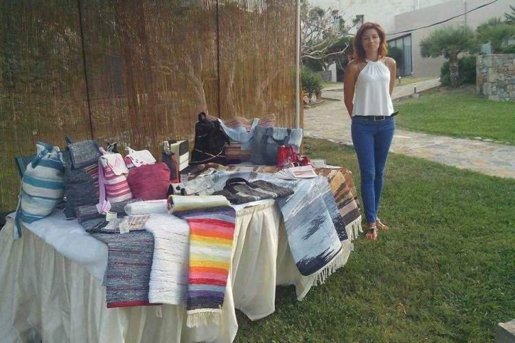 Σπαραγμός στην κηδεία της Κατερίνας Καναβάκη που πνίγηκε για να σώσει το παιδί της