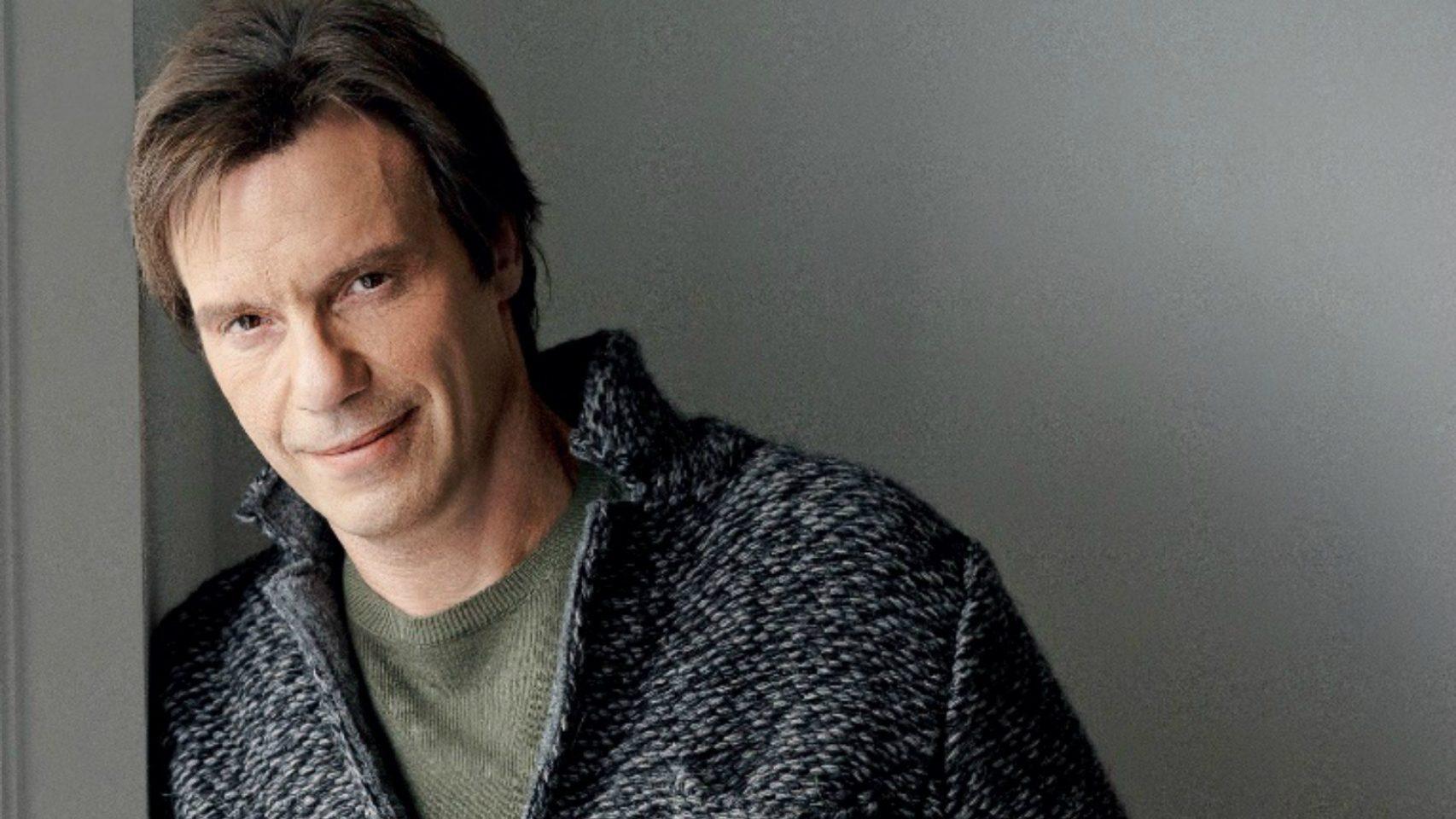 Στράτος Τζώρτζογλου