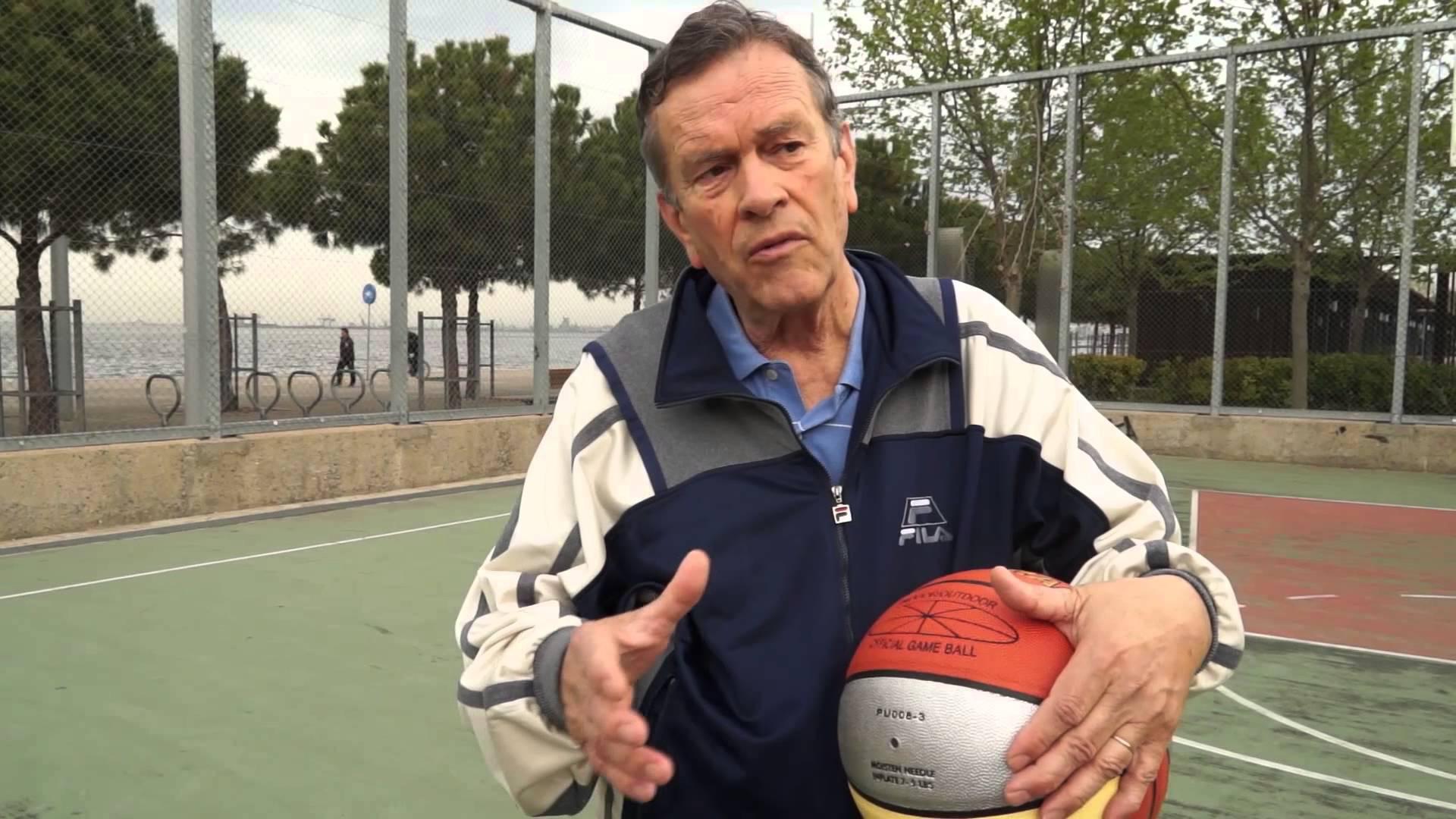 Γιάννης Ιωαννίδης