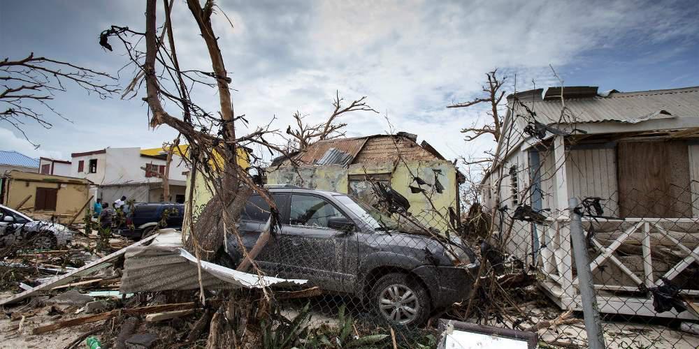 Συναγερμός στη Φλόριντα από τον τυφώνα Ίρμα – Θα ενισχυθεί πριν χτυπήσει