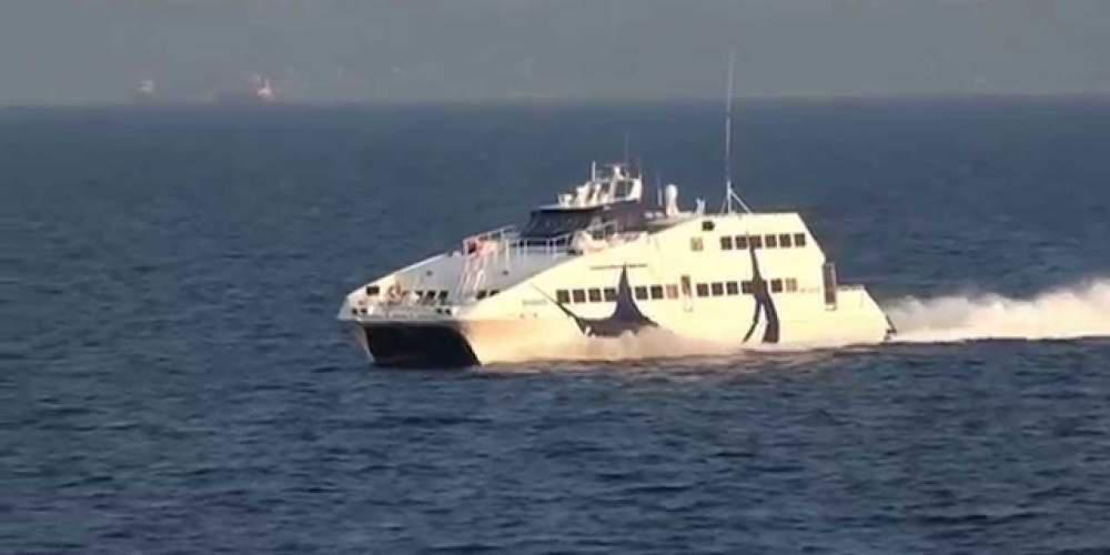 Εκτός δρομολογίων το Sea Jet 2 μετά από την πρόσκρουση στο λιμάνι της Σίφνου
