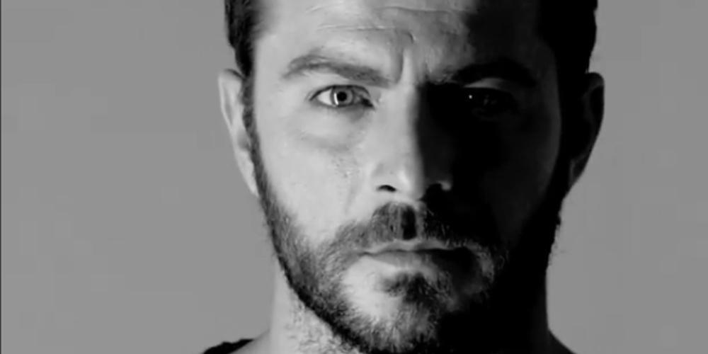 Οι «καυτές» αποκαλύψεις του Ντάνου για το σεξ σε δημόσιο χώρο! [βίντεο]