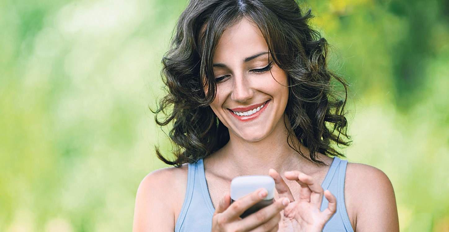 Η Cosmote σπάει τους κανόνες: Για πρώτη φορά απεριόριστο music streaming στο κινητό