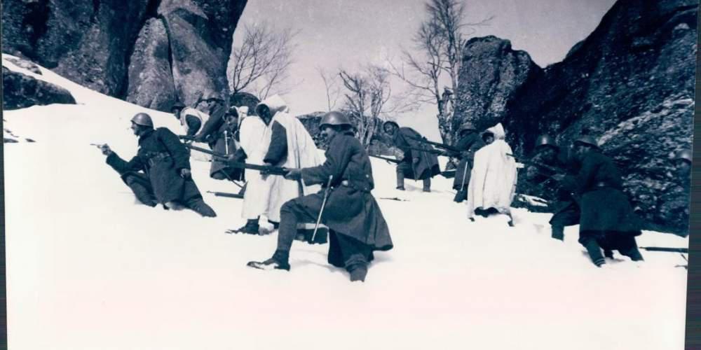 28η Οκτωβρίου: Τα τραγούδια που άφησαν εποχή για την εθνική επέτειο [βίντεο]