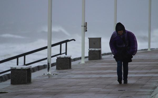 Πρόγνωση καιρού: Βροχές και καταιγίδες στα παραθαλάσσια την Πέμπτη