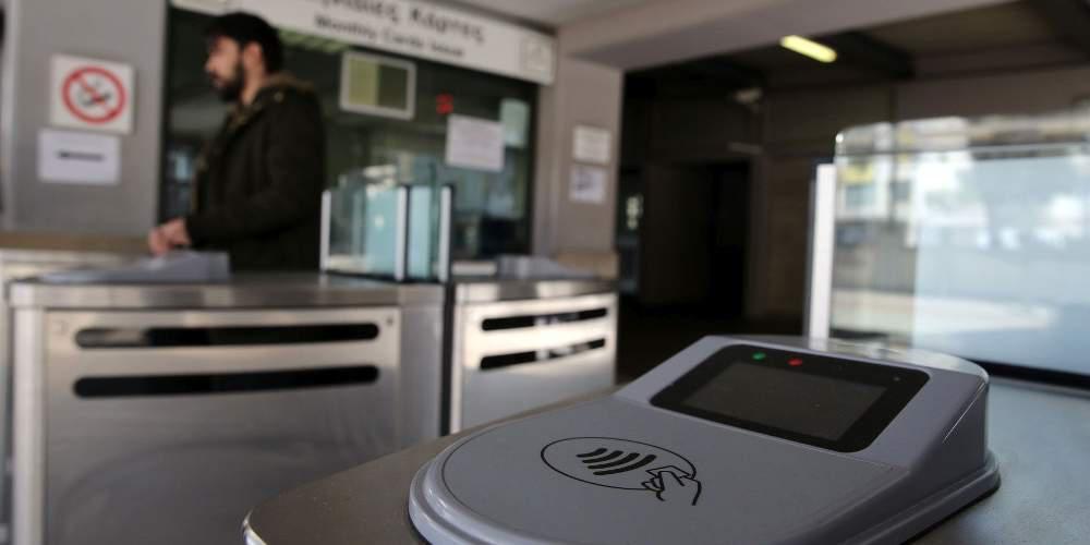 Μέτρα για να ξεμπλοκάρει το σύστημα με το ηλεκτρονικό εισιτήριο και την κάρτα