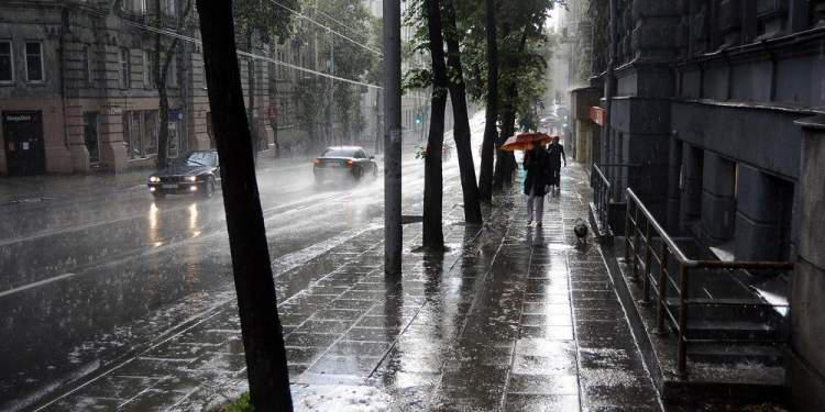 Καιρός: Αλλάζει το σκηνικό - Πτώση της θερμοκρασίας και καταιγίδες