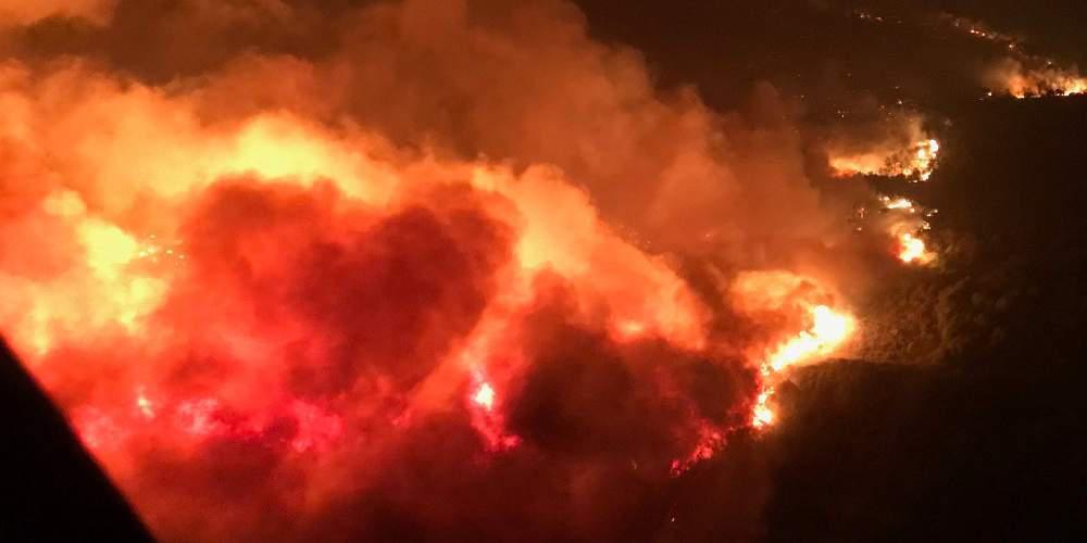 Πύρινος εφιάλτης στην Καλιφόρνια – Στους 23 οι νεκροί, πάνω από 600 οι αγνοούμενοι [εικόνες & βίντεο]