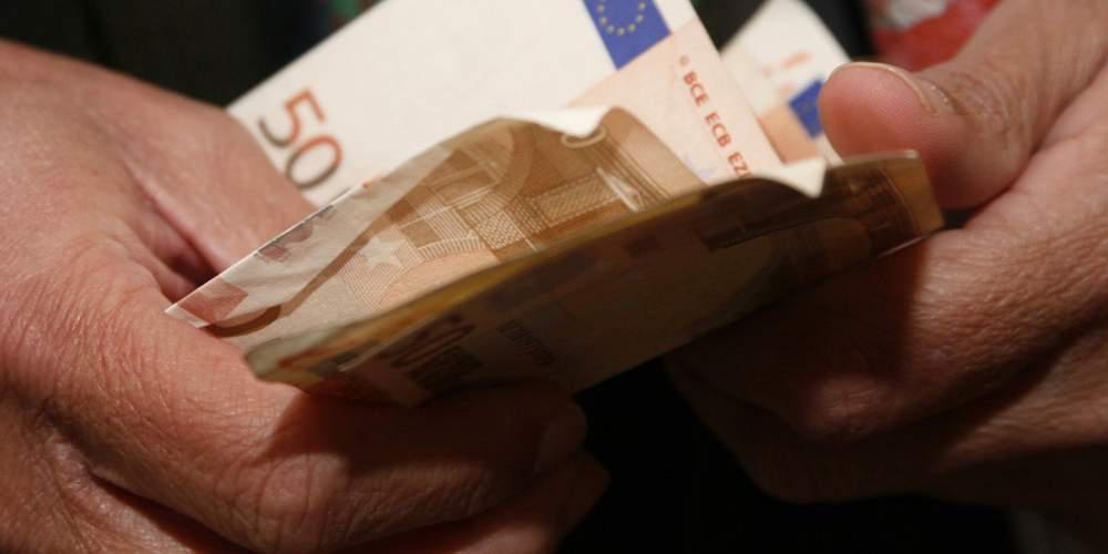 Πληρωμές: Τι καταβάλλεται από τον e-ΕΦΚΑ και τον ΟΑΕΔ – Οι ημερομηνίες και τα ποσά