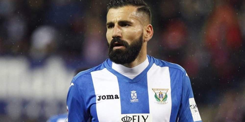 Στην κορυφαία 11άδα της Primera Division ο Σιόβας!