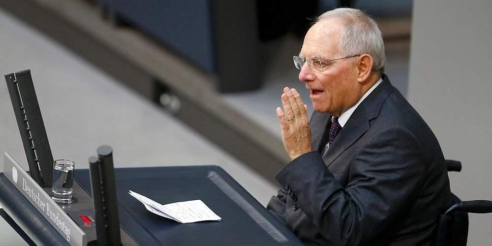 Σόιμπλε: Η συζήτηση περί Grexit δεν βοηθάει καθόλου σήμερα