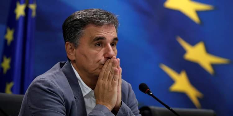 Αποδοκίμασαν τον Τσακαλώτο στη Μυτιλήνη: «Ντροπή σας, καταστρέψατε την Λέσβο»