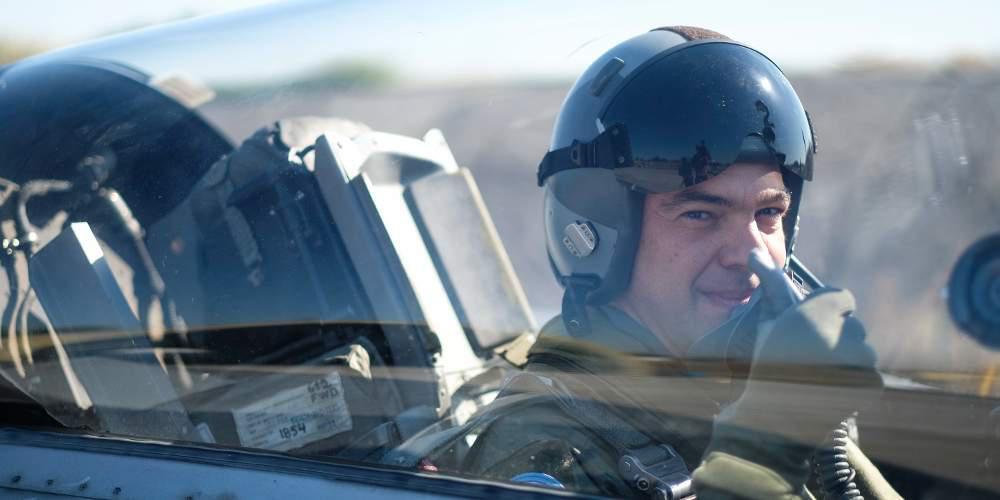 Πανάκριβη η βόλτα Τσίπρα με το F-16