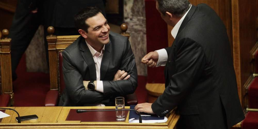 Οι ΣΥΡΙΖΑίοι χτυπούν «προσοχές» στην παρέα Τσίπρα-Καμμένου και Πολάκη