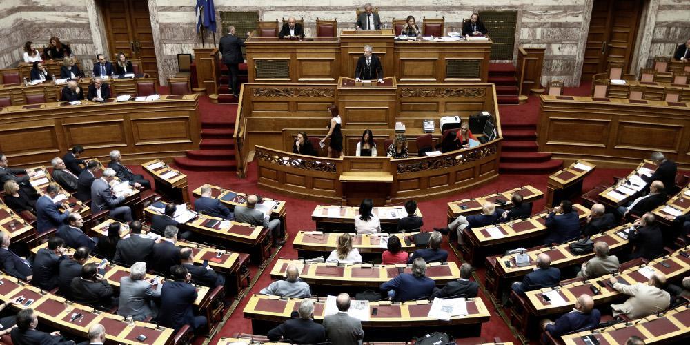 Ο πολιτικός κόσμος αποχαιρετά τον Γιάννη Καψή