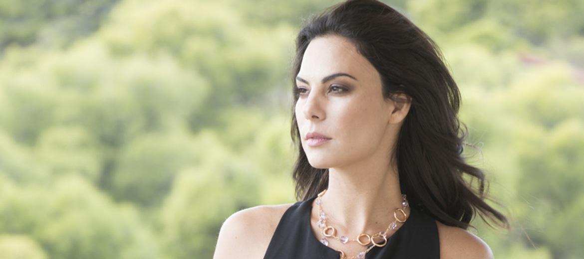 Δύσκολες ώρες για την Εύη Βατίδου - Το μήνυμά της στα social media