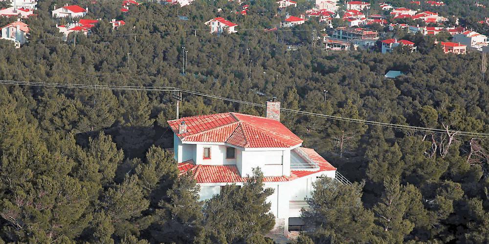 Διάταξη βόμβα για τα αυθαίρετα – Επιβάρυνση 2.000 ευρώ για τους ιδιοκτήτες