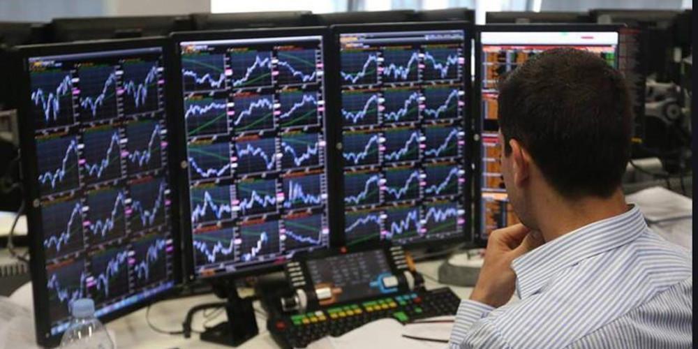 Reuters: Ρεκόρ 10ετίας στα ελληνικά ομόλογα – Κάτω από το 2% οι αποδόσεις