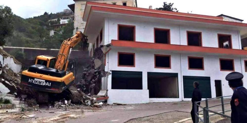 Ανίερος πόλεμος της Αλβανίας στην ελληνική ομογένεια