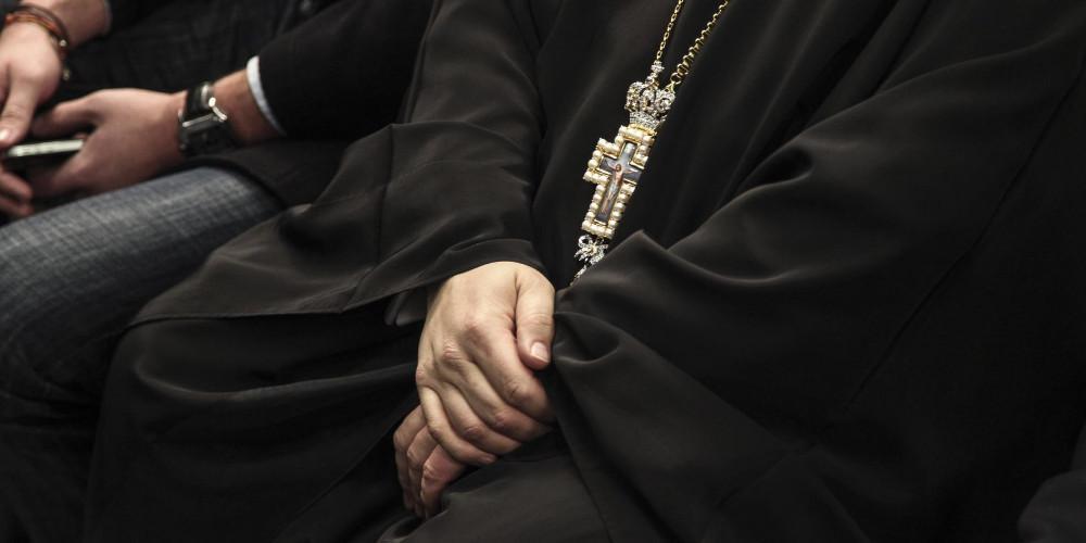 Απίστευτες καταγγελίες: Στον αέρα οι εκλογές των κληρικών