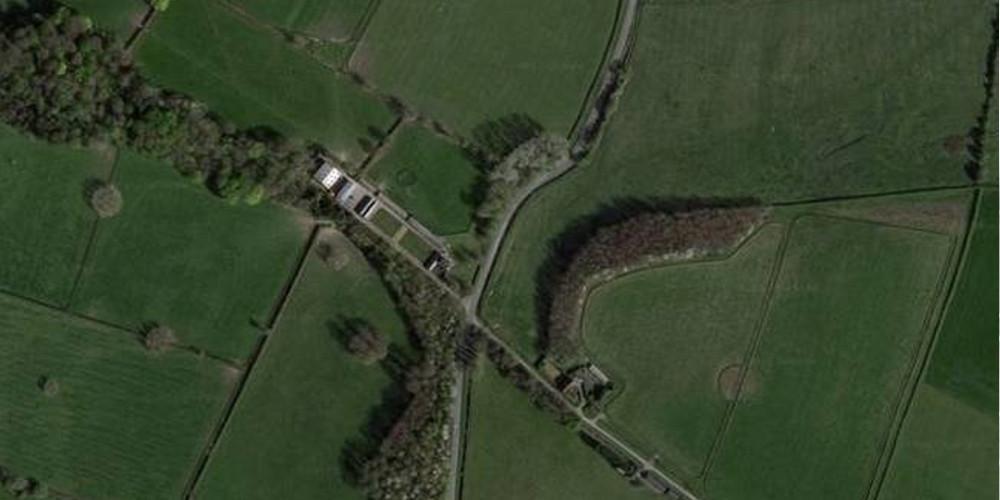 Σύγκρουση αεροπλάνου με ελικόπτερο στην Βρετανία - Φόβοι για πολλούς νεκρούς