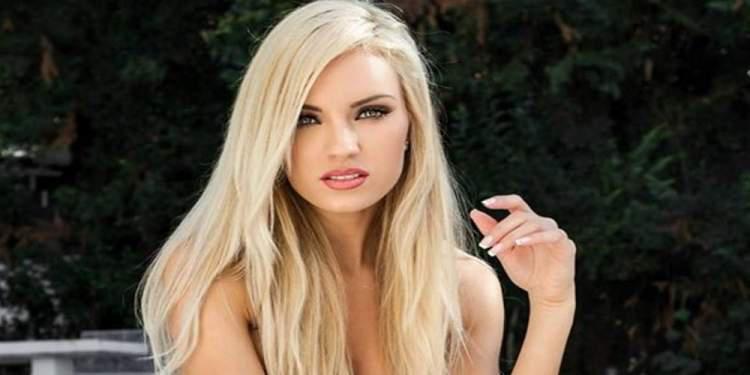 Αναστέναξε η Μύκονος με το μαγιό της Τζούλιας Νόβα [βίντεο]