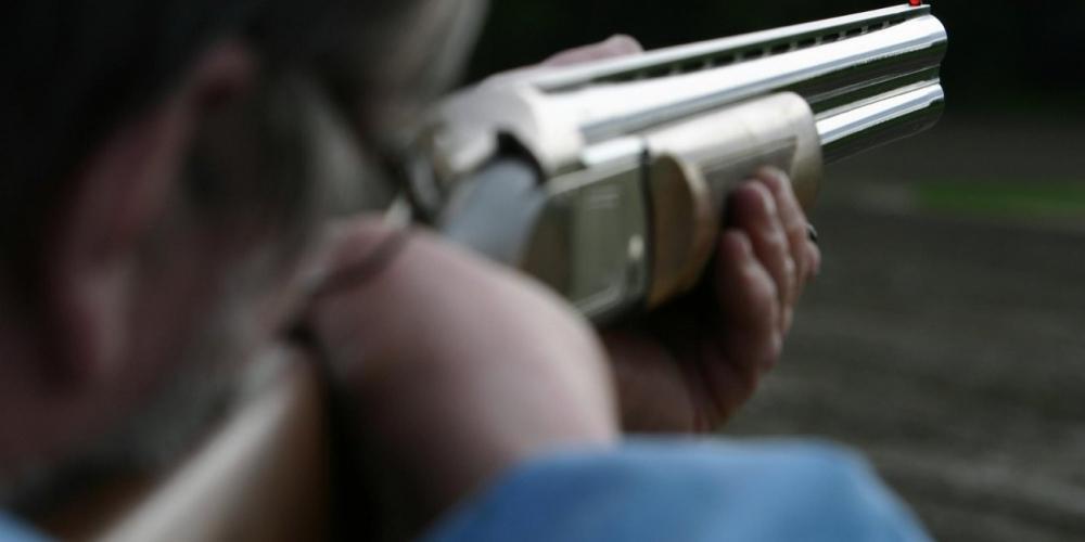 Οικογενειακό δράμα στην Ηλεία: Πυροβόλησε τον θετό του γιο