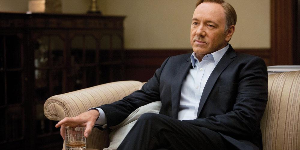 Αποσύρεται μήνυση κατά του Κέβιν Σπέισι για σεξουαλική παρενόχληση – Πέθανε ο κατήγορος