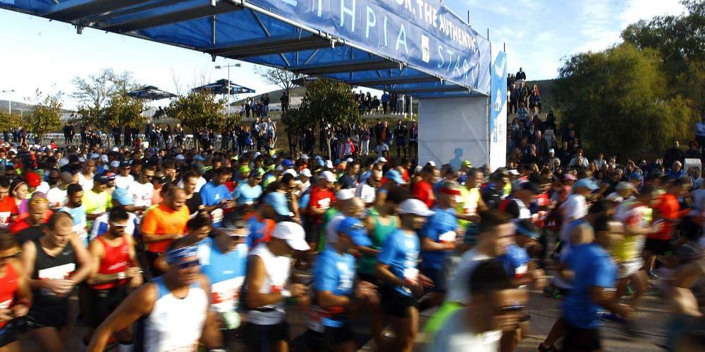 Στο ρυθμό του Μαραθώνιου η Αθήνα – Ποιοι δρόμοι θα είναι κλειστοί την Κυριακή