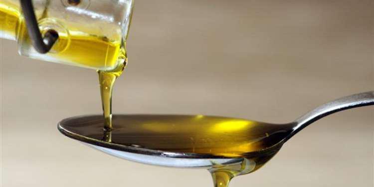 Νοθευμένο λάδι λάδι ελιές