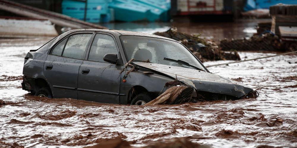 Υποχρεωτική ασφάλιση αυτοκινήτου έναντι φυσικών καταστροφών: Τα 3 SOS για τους ιδιοκτήτες Τραγωδία: Δύο οι νεκροί στην Μάνδρα από την κακοκαιρία [εικόνες & βίντεο]