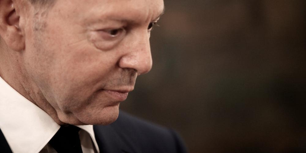 Handelsblatt: Στουρνάρας, ένας ενοχλητικός τραπεζίτης