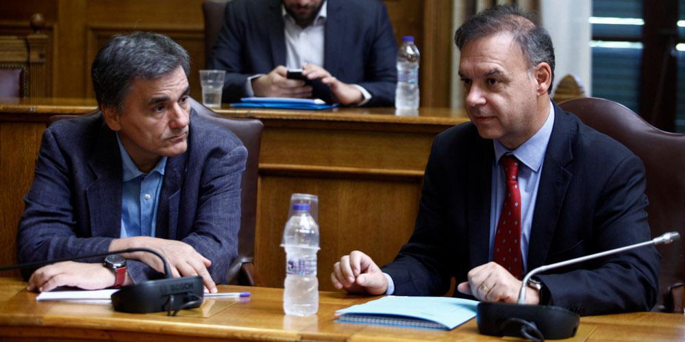 Λιαργκόβας: Ο κόφτης περιμένει στην γωνία τους μισθούς και τις συντάξεις