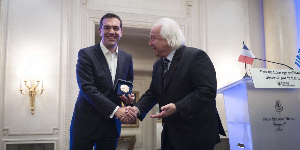 Βραβεία παροχής υπηρεσιών