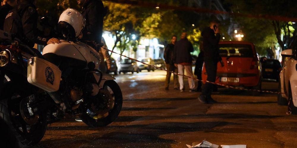 Θρίλερ με χειροβομβίδα σε σπίτι εκδότη στα Βριλήσσια – Ποιος είναι