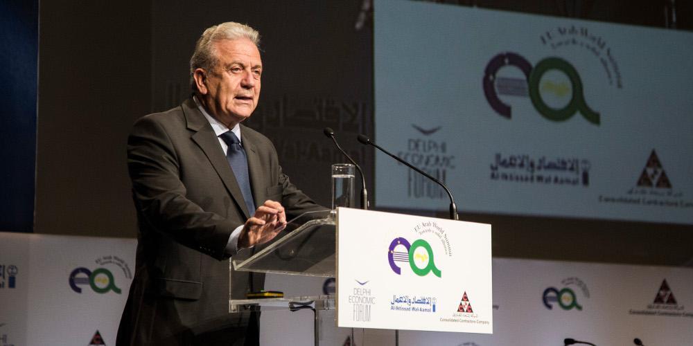 Οργή Αβραμόπουλου για την υπόθεση Novartis: Αλητήριοι μου έστησαν σκευωρία [βίντεο]