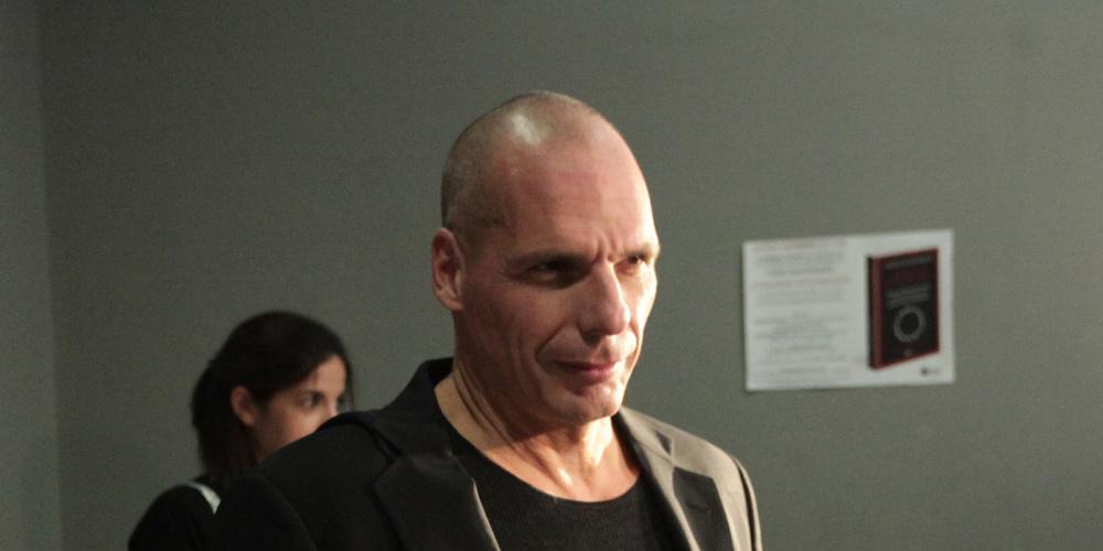 Βαρουφάκης: Θα ψηφίσουμε μόνο τις 120 δόσεις