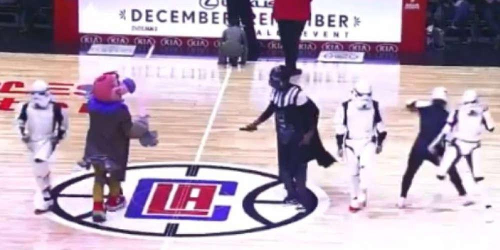 Βραδιά Star Wars στο ματς των Κλίπερς [βίντεο]